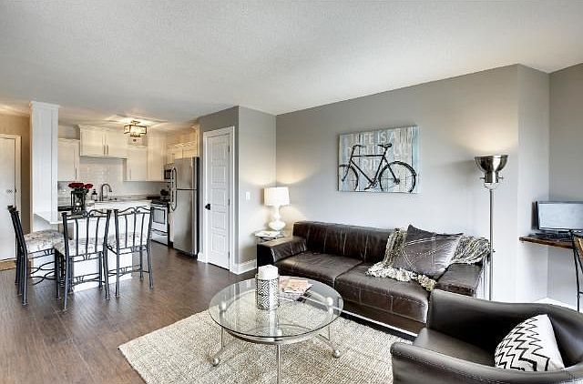 1st image of 26 10th St W Unit 1405