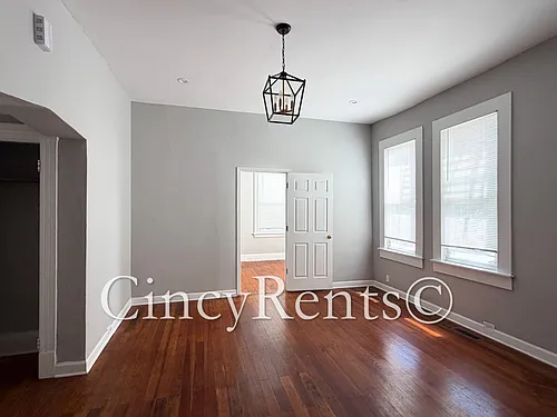 2225 Washington Avenue 1- 2bd 2ba with off street parking! Walk to Surrey Square! 1st floor- 1100... — Photo 2