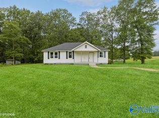 3912 Town Creek Rd, Hokes Bluff, AL 35903