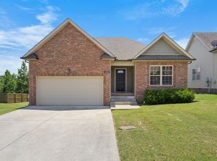 680 White Face Dr, Clarksville, TN 37040