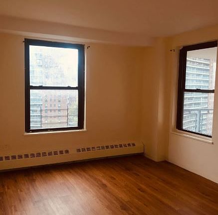 3rd image of 6115 98th St APT 10J