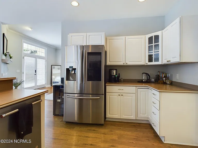 4 McQueen Pl — Photo 5