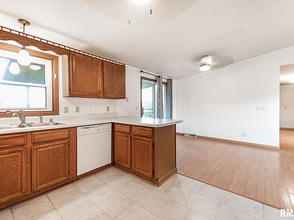 3rd image of 2817 147th Ave