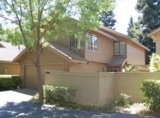 2204 Promontory Point Ln, Gold River, CA 95670