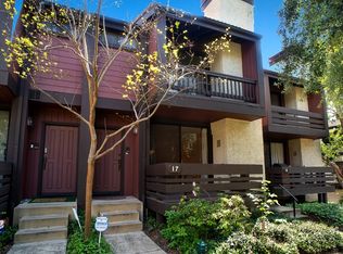 21931 Burbank Blvd APT 17, Woodland Hills, CA 91367