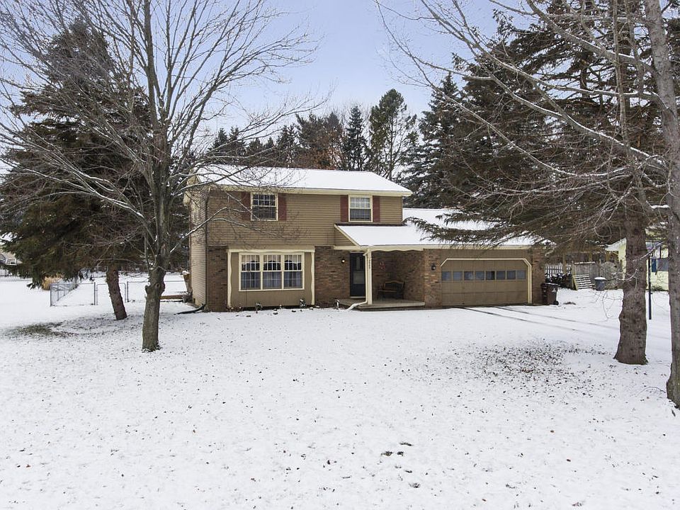 1st image of 3585 W Hiawatha Dr