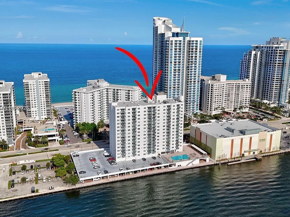 3000 S Ocean Dr
