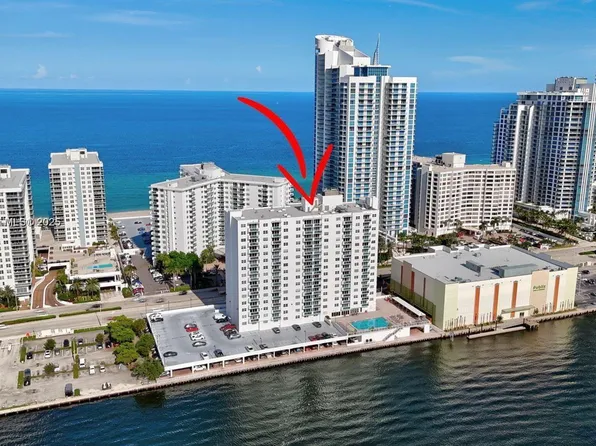 3000 S Ocean Dr, Hollywood, FL