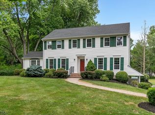 34 Canter Dr, Basking Ridge, NJ 07920