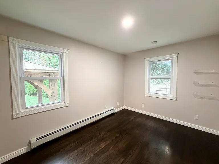 49 Maple Dr #1 — Photo 11