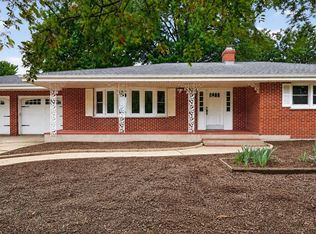 726 Rockshire Dr, Janesville, WI 53546