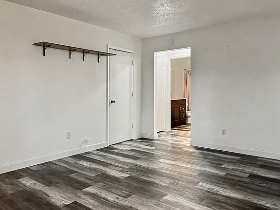 2nd image of 4521 Cordova St #1