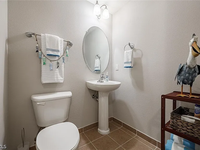 2825 Palm Beach Blvd #210 — Photo 11