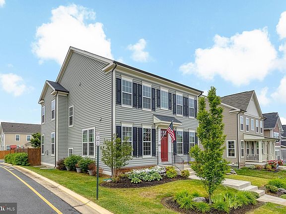 4th image of 114 Ginger Ln