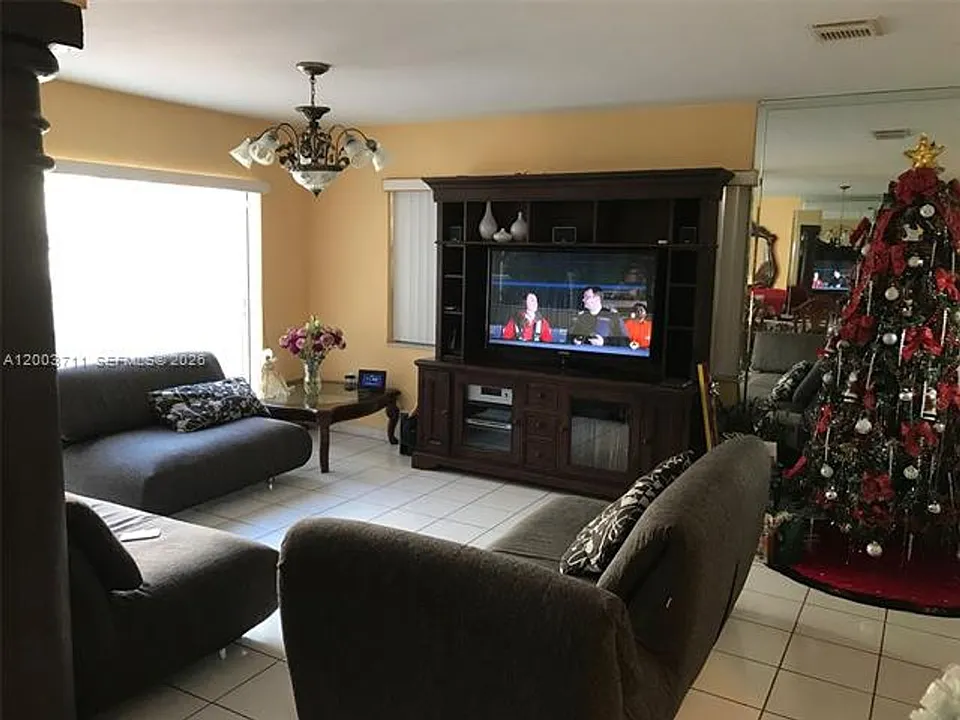 12693 NW 9th Ter #Townhouse 12693