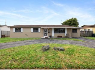2710 SW 96th Ave, Miami, FL 33165