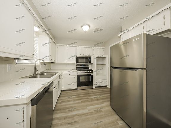 5th image of 1001 NW 7th St
