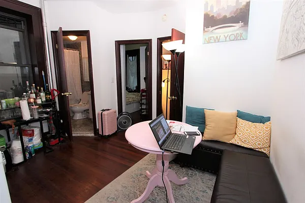 Rented by Dynamik Realty | media 41