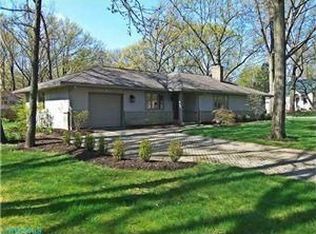 2381 Farleigh Rd, Columbus, OH 43221