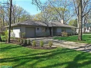 2381 Farleigh Rd photo 1