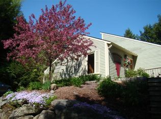 301 Winterbird Rd, Stowe, VT 05672