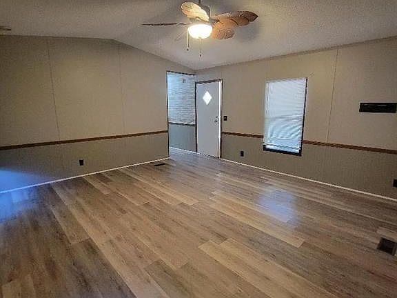 4th image of 3728 Marina Dr Trailer 24