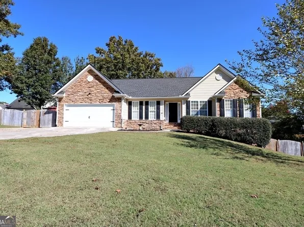 156 Triplet Trl, Douglasville, GA 30134