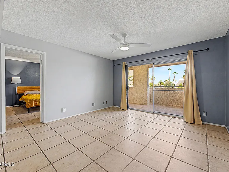 540 N May St #3113 — Photo 6