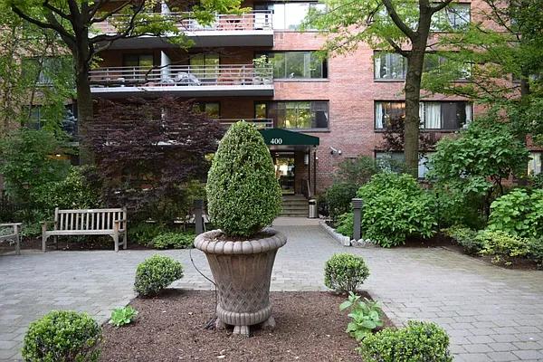 Sold by Marilyn Reisner, LREB | media 8