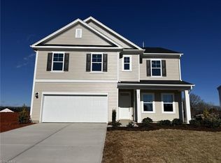 108 Palomino Dr, King, NC 27021