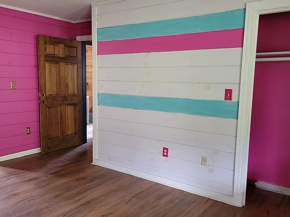 5th image of 24 Alexander Rd