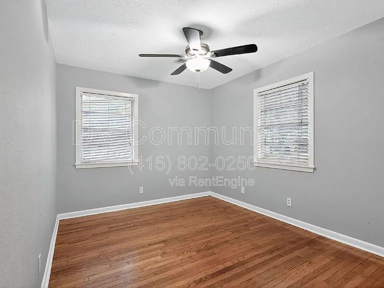 3828 Avenue N — Photo 5