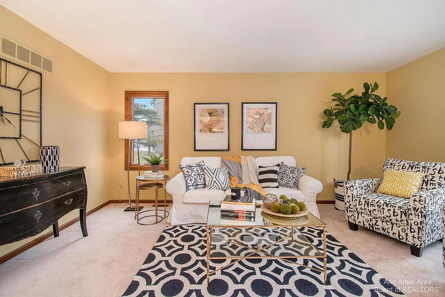 2 bed, 1639 sqft, $2,395 — Photo 4