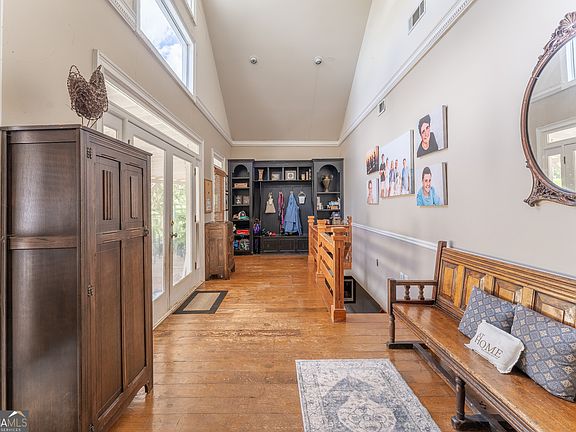 4th image of 772 Old Lathemtown Rd