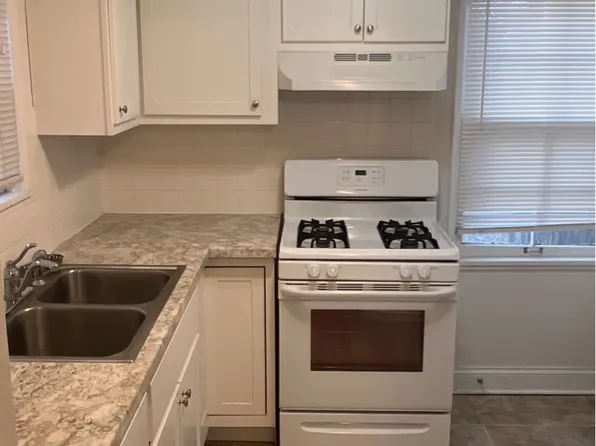 417 W Keith Ave, Waukegan, IL