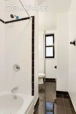 Rented by Compass | media 9