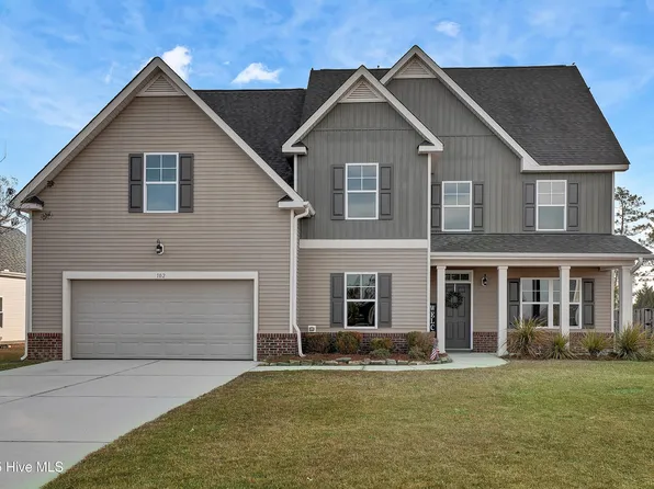 102 Pine Lakes Drive, Maple Hill, NC 28454