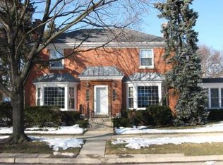 1200 N Grove Ave, Oak Park, IL