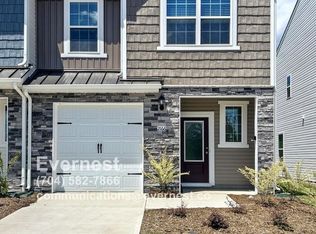 2166 Willow Glen Dr, Graham, NC 27253