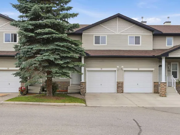 760 Railway Gate SW #103, Airdrie, AB T4B 3C5