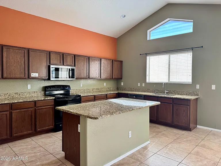 1733 E Primera Dr — Photo 6