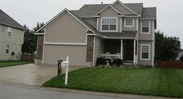 1st image of 2213 NE 23rd St