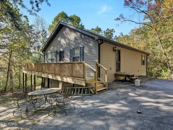 2406 Rowena Ln, Knoxville, TN 37931