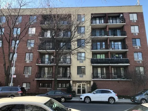 3208 Union St, Flushing, NY