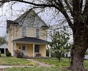 318 W 9th St, Larned, KS, 67550