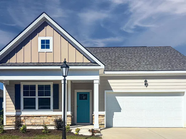 1281 Woodhouse Dr, Ash, NC 28420