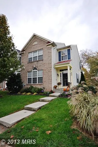 465 Deerhill Cir photo 1