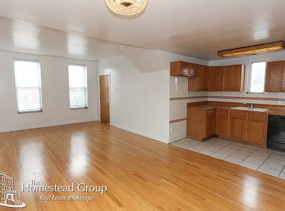 5th image of 1401 N Bosworth Avenue # 3 Fl 3rd