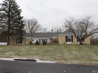 4160 Willow Creek Dr, Dayton, OH