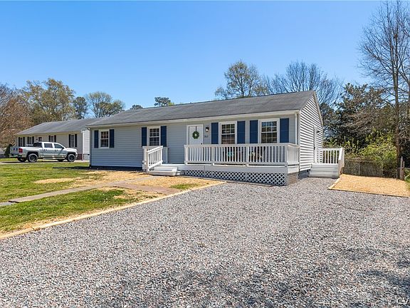 3rd image of 3612 Creekwood Dr
